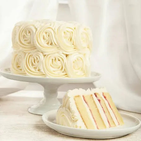 CREAMY CLOUD CAKE